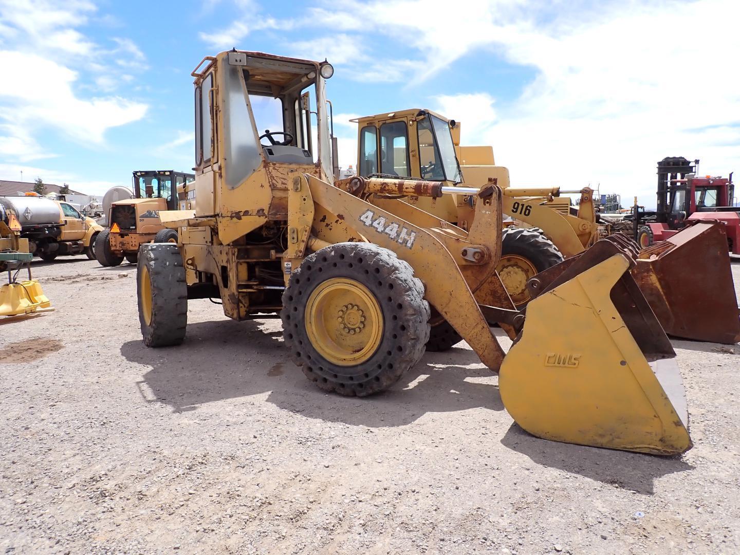 ./imagenes/INVOICE/2019/16696/CARGADOR FRONTAL JOHN DEERE_444H (1).JPG